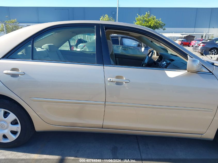 2004 Toyota Camry Le VIN: 4T1BE30K94U809892 Lot: 40764548