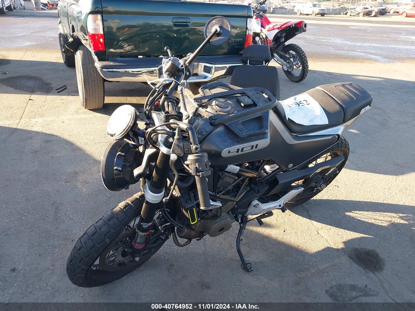 2021 HUSQVARNA VITPILEN 401/SVARTPILEN 401 373 CC(VIN: MD2JUJ401MC279398