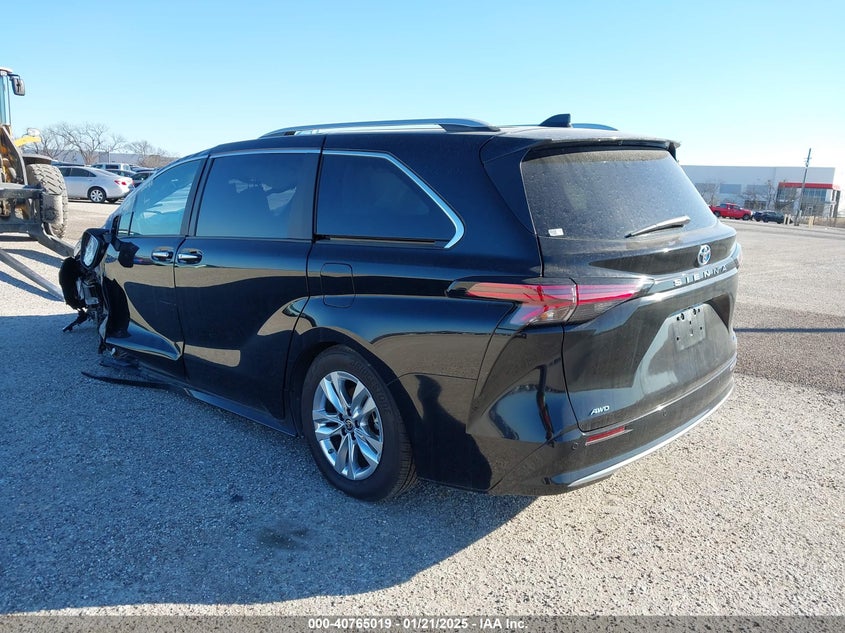 Vin: 5tdzskfc7rs114599, lot: 41254496, toyota sienna limited 20243