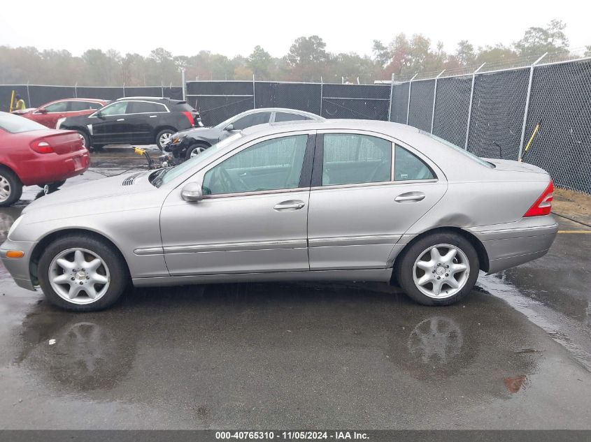 2004 Mercedes-Benz C 240 VIN: WDBRF61J24F526485 Lot: 40765310