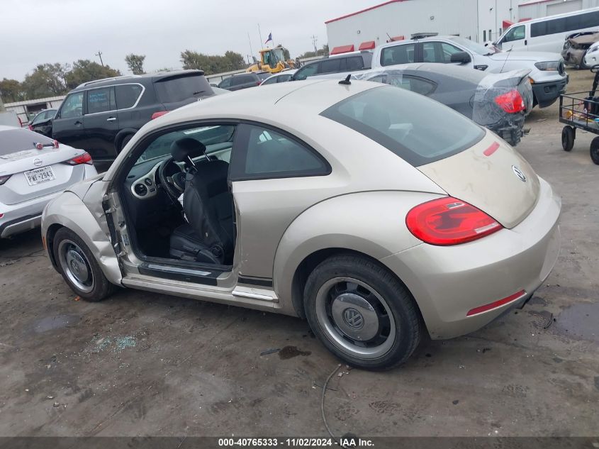 2012 Volkswagen Beetle 2.5L VIN: 3VWJX7ATXCM646954 Lot: 40765333