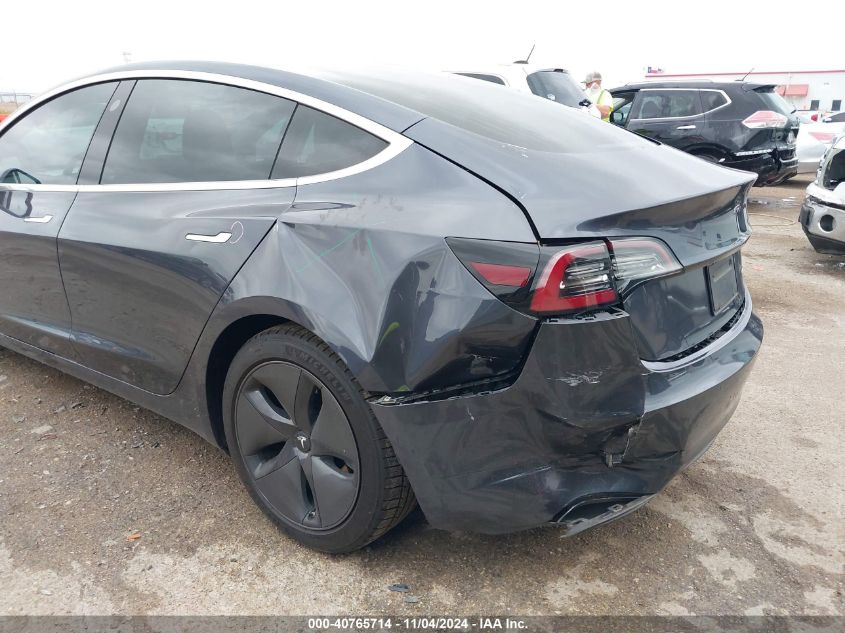 2019 Tesla Model 3 Long Range/Performance VIN: 5YJ3E1EB5KF510122 Lot: 40765714