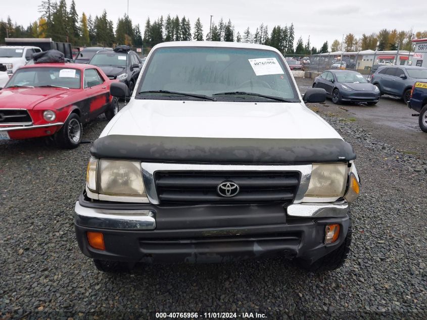 1999 Toyota Tacoma VIN: 4TAWN72N4XZ464617 Lot: 40765956