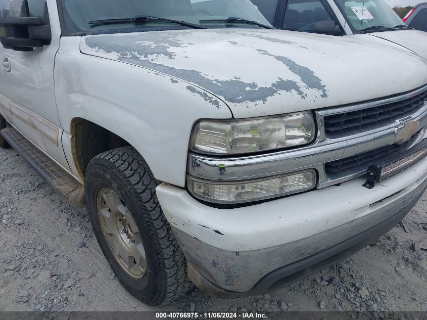 2004 Chevrolet Suburban 1500 Lt VIN: 1GNEC16Z84J290598 Lot: 40766975