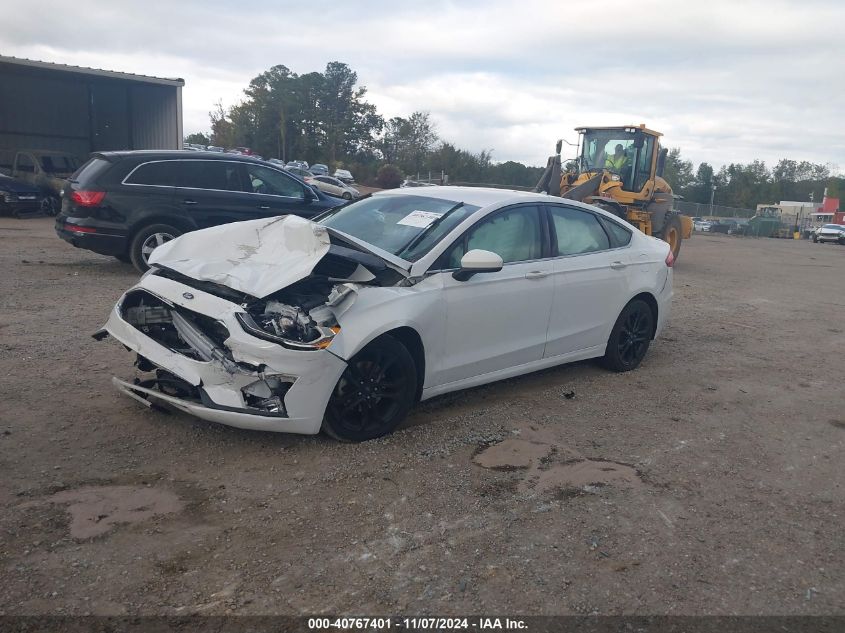 VIN 3FA6P0HD6KR229420 2019 Ford Fusion, SE no.2