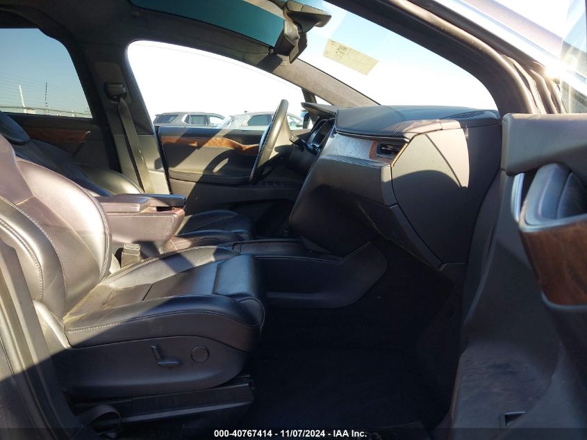 VIN 5YJXCAE27JF138143 2018 Tesla Model X, 100D/75D/... no.5