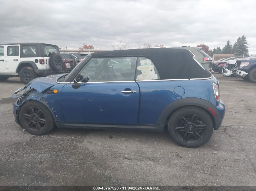 2013 Mini Convertible Cooper VIN: WMWZN3C53DT135556 Lot: 40767520