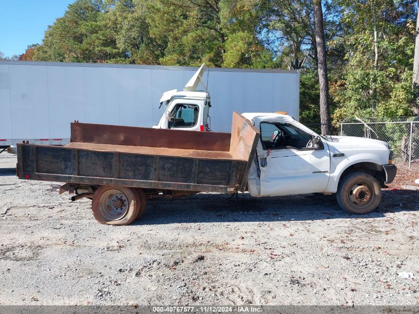 2002 Ford F-550 Xl/Xlt VIN: 1FDAF56F72EB90392 Lot: 40767577