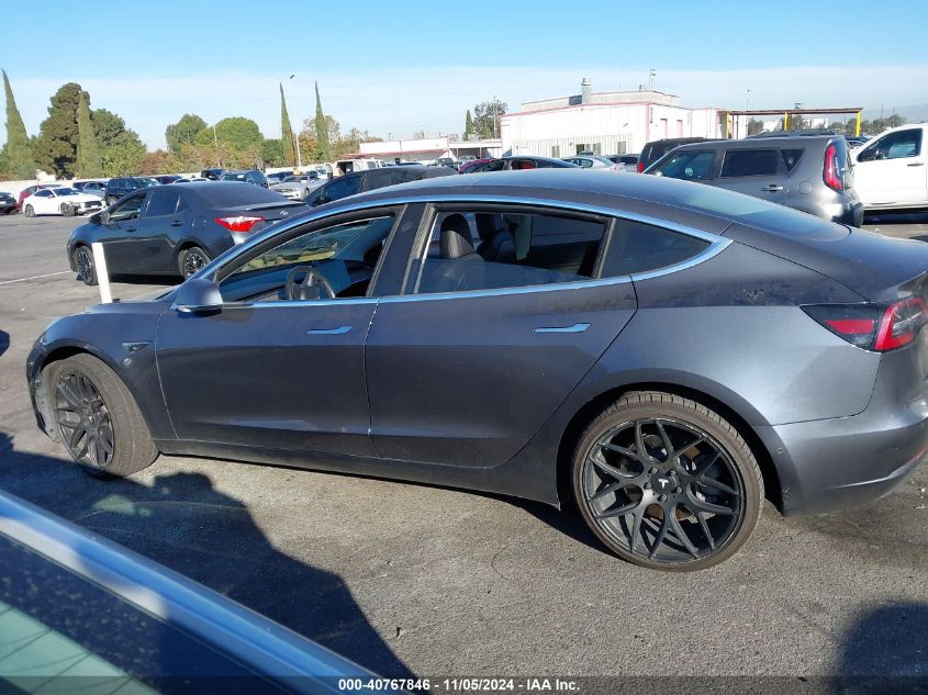 2018 Tesla Model 3 Long Range/Mid Range VIN: 5YJ3E1EAXJF044208 Lot: 40767846