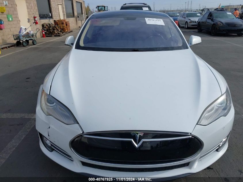 2014 Tesla Model S VIN: 5YJSA1S15EFP33347 Lot: 40767925