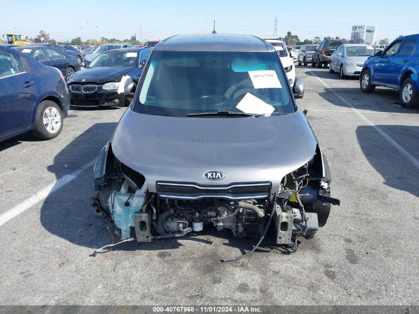 2018 Kia Soul + VIN: KNDJP3A55J7619763 Lot: 40767968