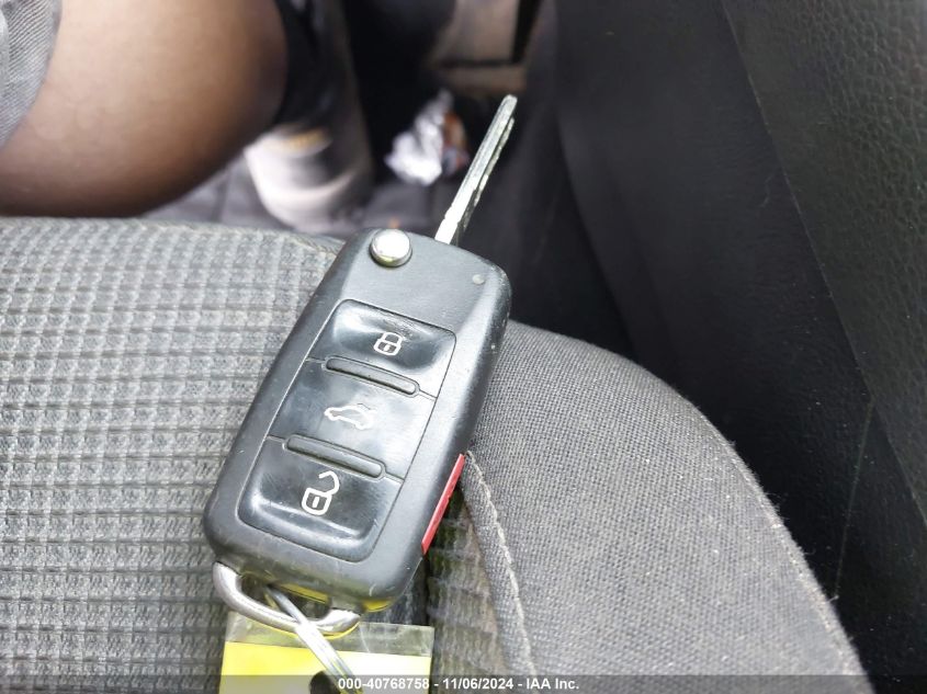 2014 VOLKSWAGEN GOLF 2.0L TDI - WVWNM7AJ1EW007425