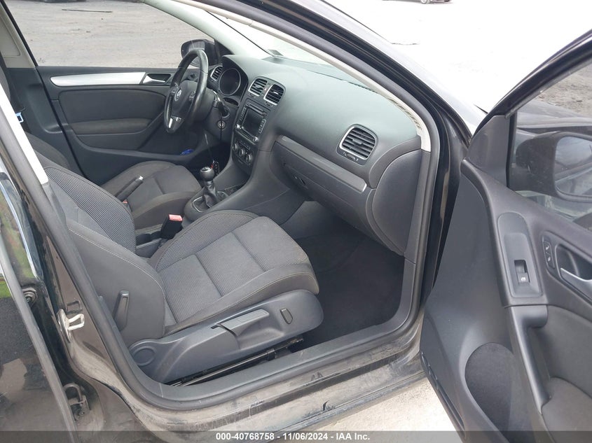 2014 VOLKSWAGEN GOLF 2.0L TDI - WVWNM7AJ1EW007425