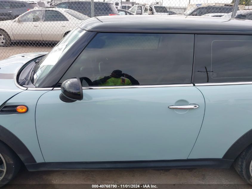 2013 Mini Hardtop Cooper VIN: WMWSU3C56DT689016 Lot: 40768790