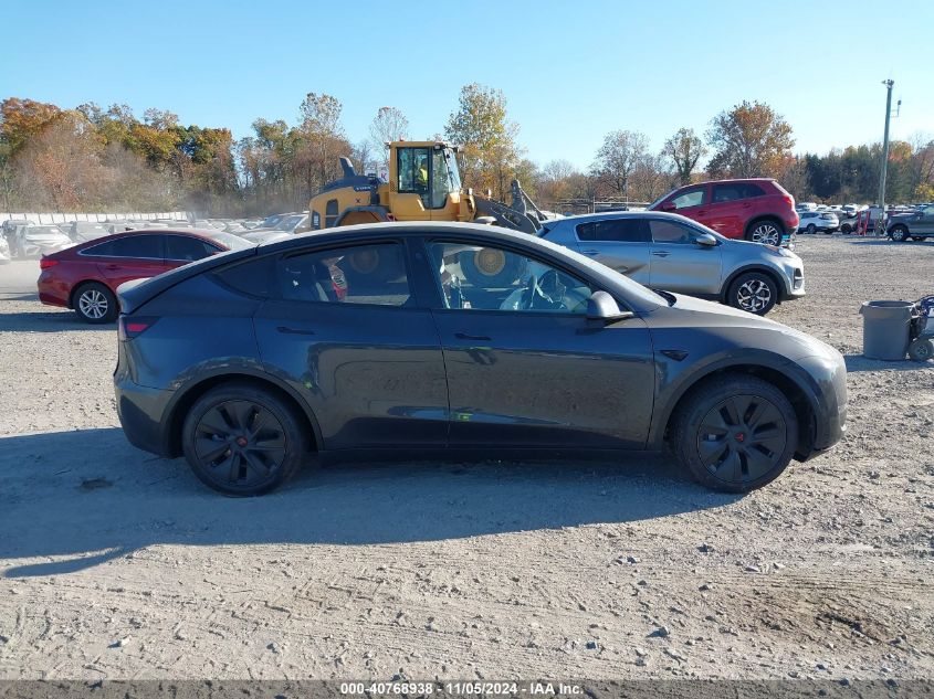 2024 Tesla Model Y Long Range Dual Motor All-Wheel Drive VIN: 7SAYGDEE0RA326048 Lot: 40768938