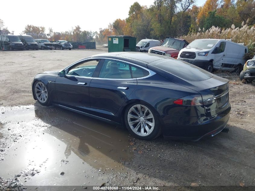 VIN 5YJSA1CN3DFP08883 2013 Tesla Model S no.3