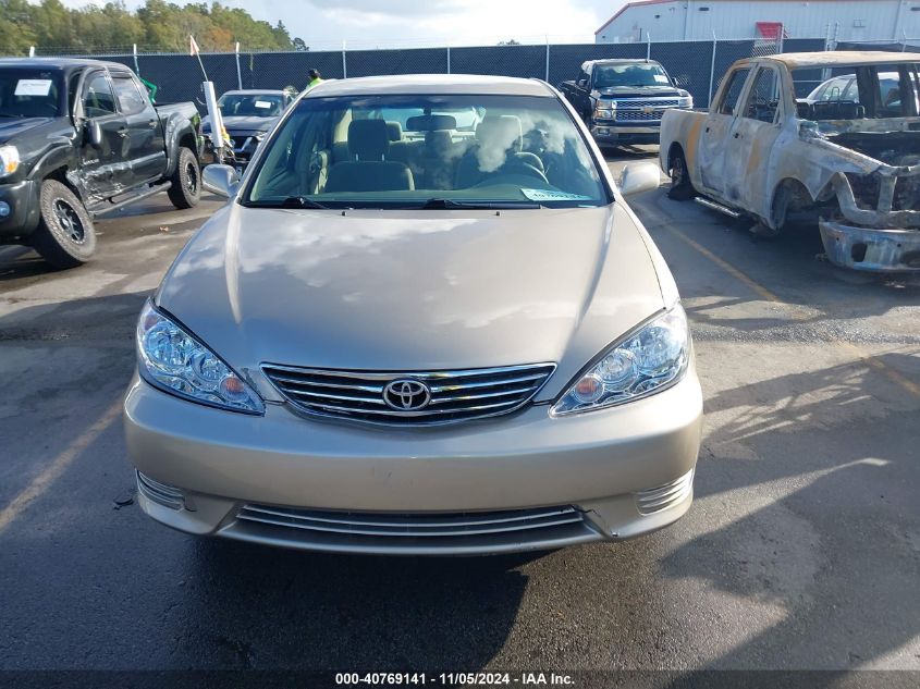 2005 Toyota Camry Le VIN: 4T1BE32K65U388082 Lot: 40769141