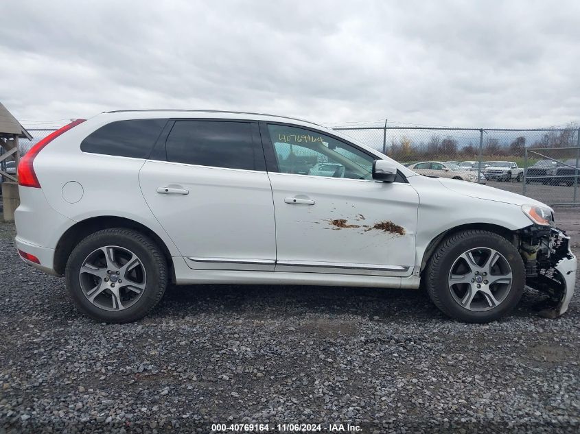 2014 Volvo Xc60 T6 R-Design Platinum VIN: YV4902DZXE2537981 Lot: 40769164