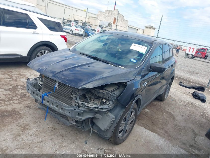 2013 Ford Escape S VIN: 1FMCU0F71DUB25735 Lot: 40769519