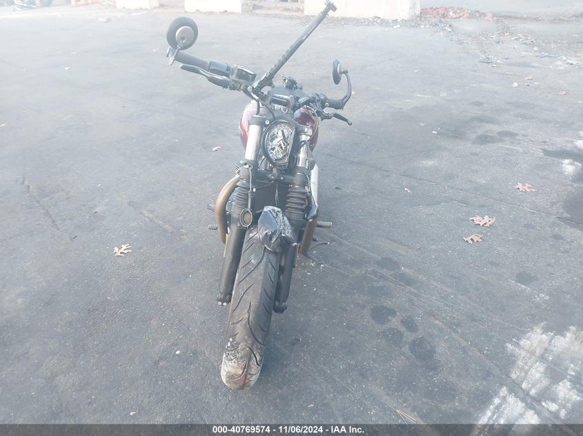 2022 TRIUMPH MOTORCYCLE BONNEVILLE BOBBER - SMTD53HL9NTBB4815