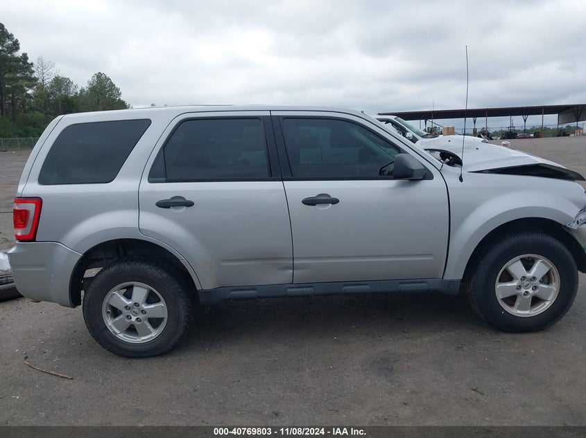 2011 Ford Escape Xls VIN: 001FMCU06BKA99534 Lot: 40769803