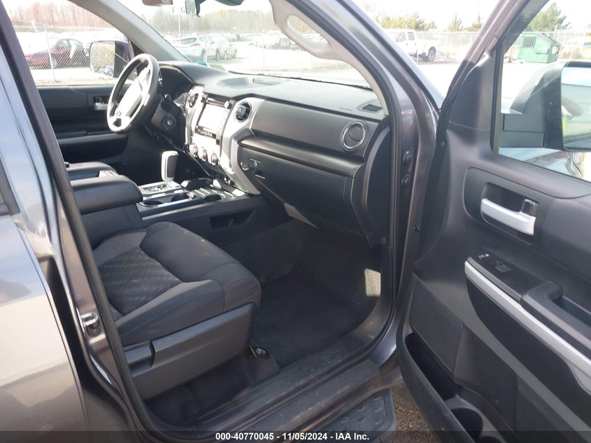 2019 TOYOTA TUNDRA SR5 PLUS 5.7L V8 - 5TFDY5F10KX854732