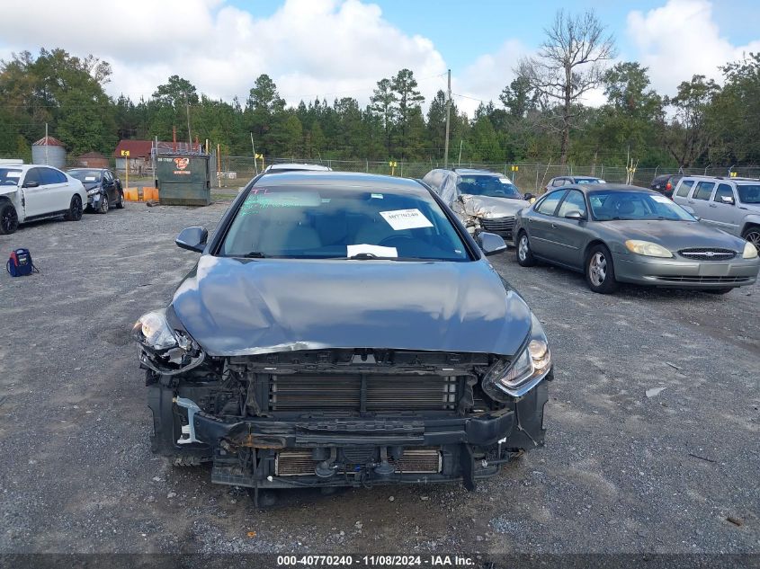 2018 Hyundai Sonata Hybrid Se VIN: KMHE24L32JA079000 Lot: 40770240