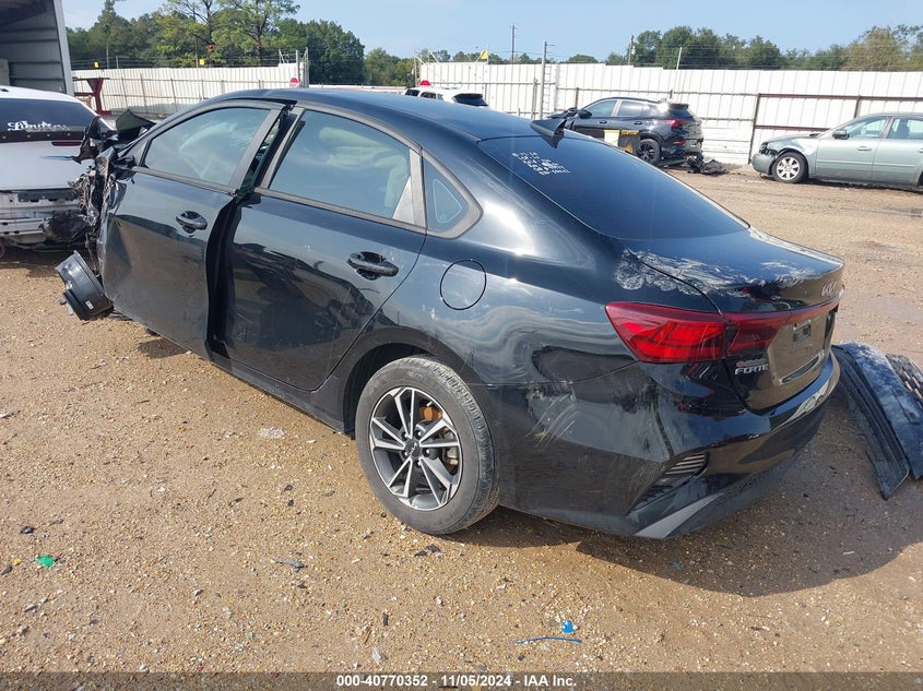 VIN 3KPF24AD4PE551272 2023 KIA FORTE LXS