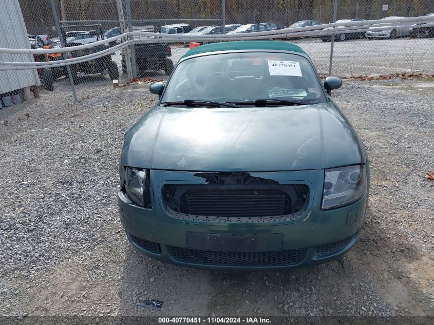 2001 Audi Tt VIN: TRUTC28N011005667 Lot: 40770451