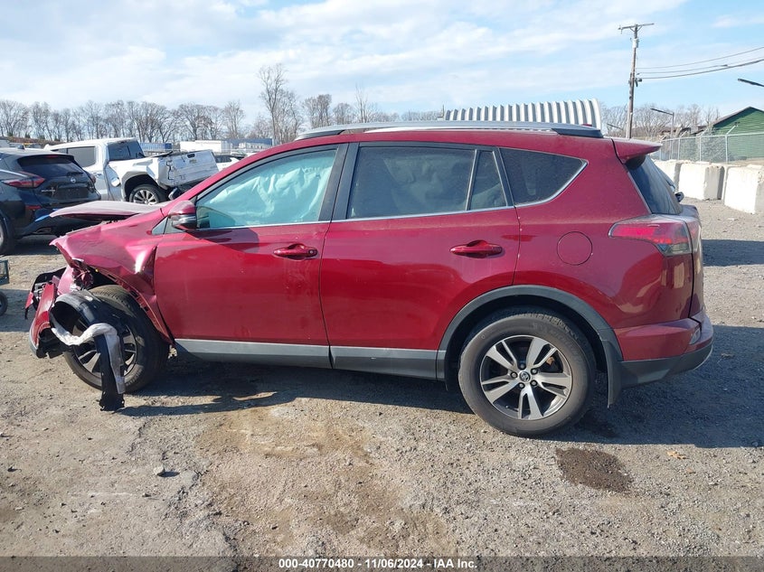 VIN 2T3RFREV2JW818275 2018 TOYOTA RAV4 ADVENTURE/XLE