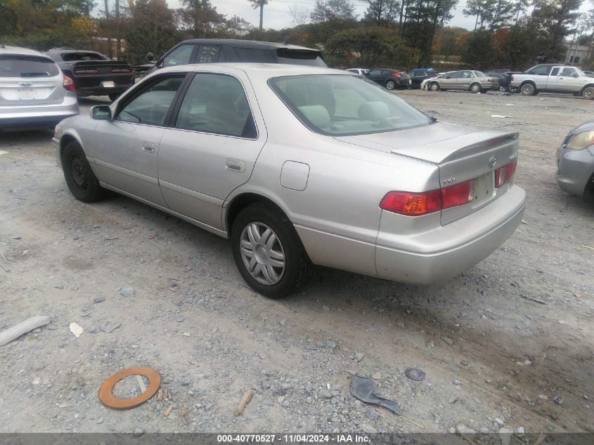 2001 Toyota Camry Le VIN: 4T1BG22K11U803209 Lot: 40770527