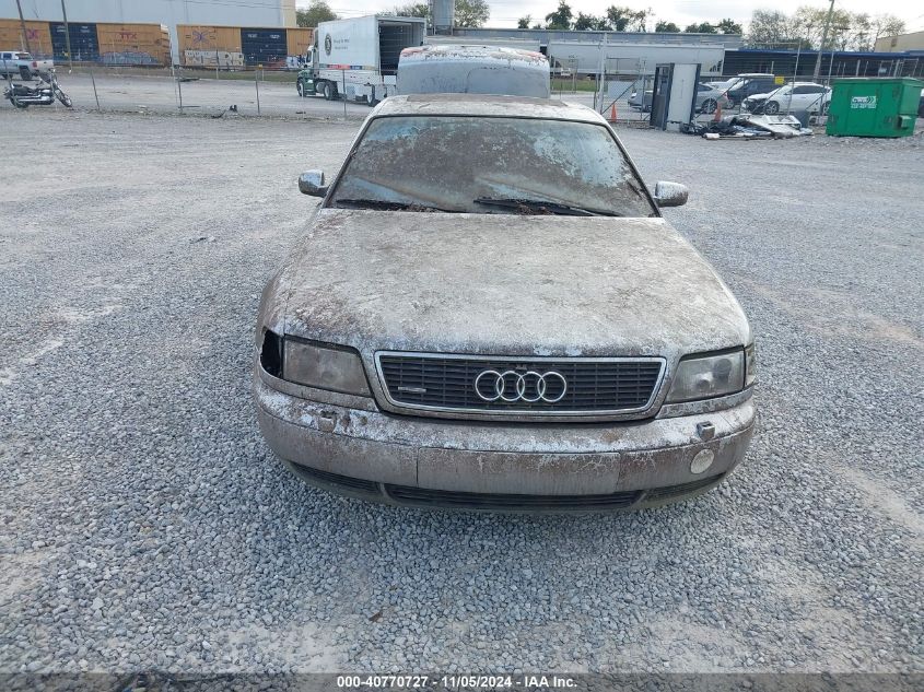 1998 Audi A8 4.2 VIN: WAUBG34D2WN008242 Lot: 40770727