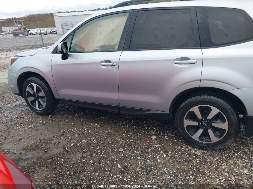 2017 Subaru Forester 2.5I Premium VIN: JF2SJAEC1HH403692 Lot: 40770883