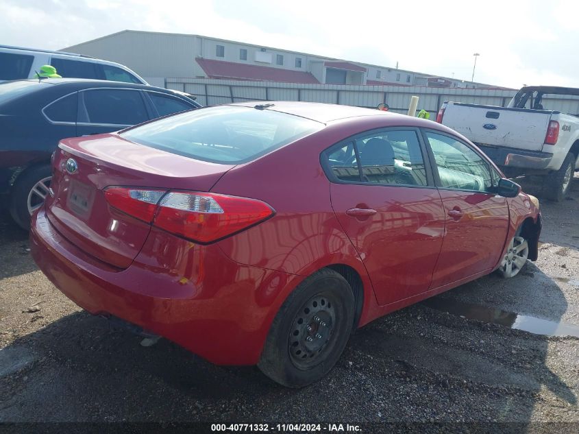 VIN KNAFK4A60G5607671 2016 KIA Forte, LX no.4