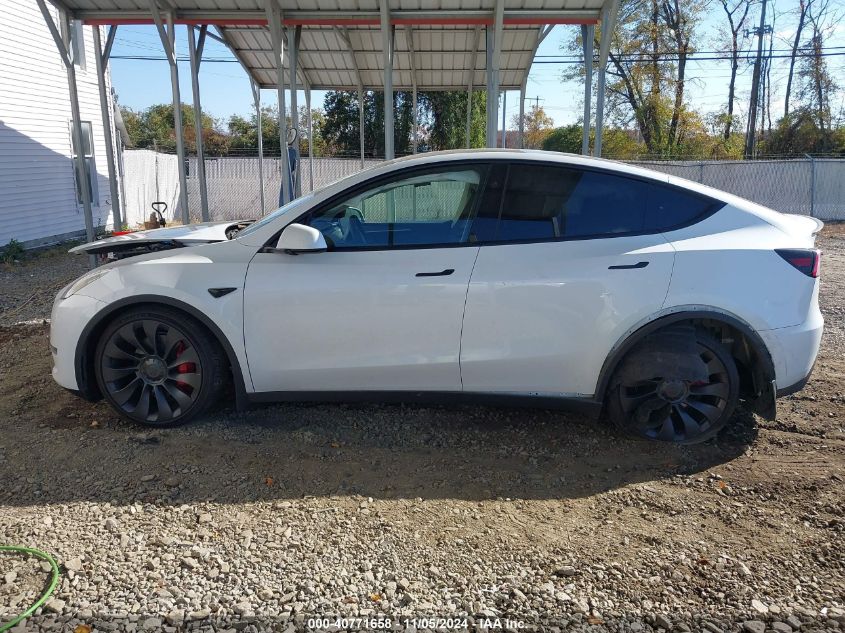 2024 Tesla Model Y Performance Dual Motor All-Wheel Drive VIN: 7SAYGDEF7RF036501 Lot: 40771658