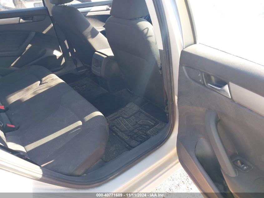 2013 VOLKSWAGEN PASSAT 2.5L S - 1VWAP7A38DC081011