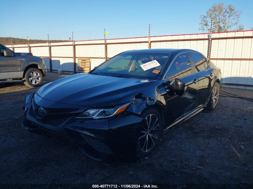 2018 Toyota Camry Se VIN: 4T1B11HK8JU561327 Lot: 40771712