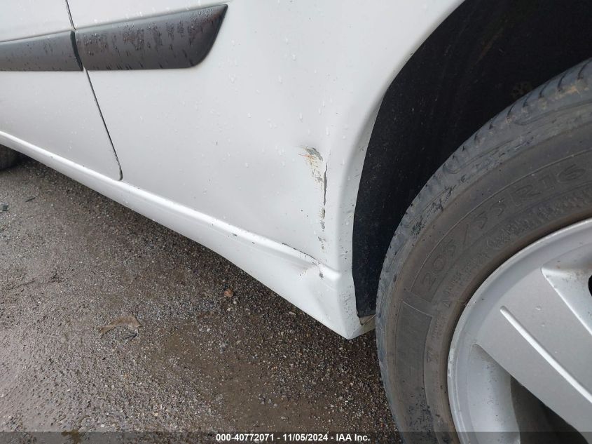 2004 Ford Focus VIN: 3FAFC31Z94R120332 Lot: 40772071