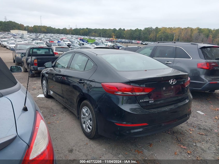 VIN 5NPD74LF8JH220947 2018 HYUNDAI ELANTRA SE