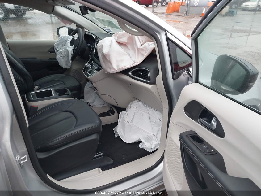 2024 CHRYSLER PACIFICA TOURING L - 2C4RC1BGXRR173025