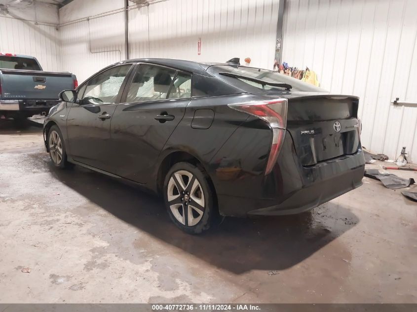 VIN JTDKARFU0G3505677 2016 Toyota Prius, Three Touring no.3