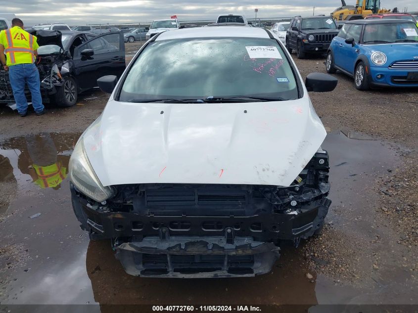 VIN 1FADP3E27GL262492 2016 Ford Focus, S no.13