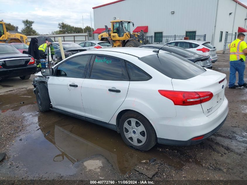 VIN 1FADP3E27GL262492 2016 Ford Focus, S no.3