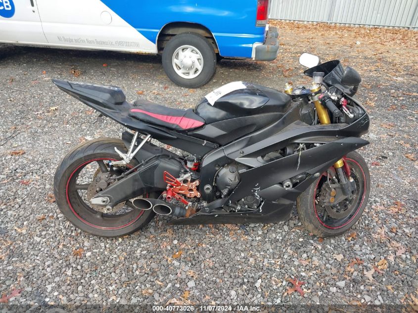 2008 Yamaha Yzfr6 S VIN: JYARJ06E28A038533 Lot: 40773026