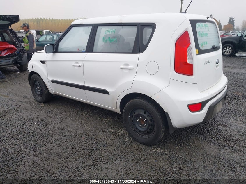 2013 KIA SOUL VIN: KNDJT2A57D7758951
