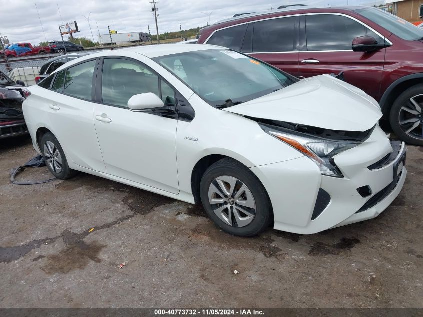 2016 Toyota Prius, Three