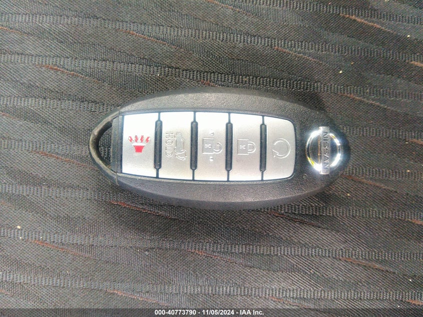 2019 NISSAN ROGUE SV - 5N1AT2MT8KC700728