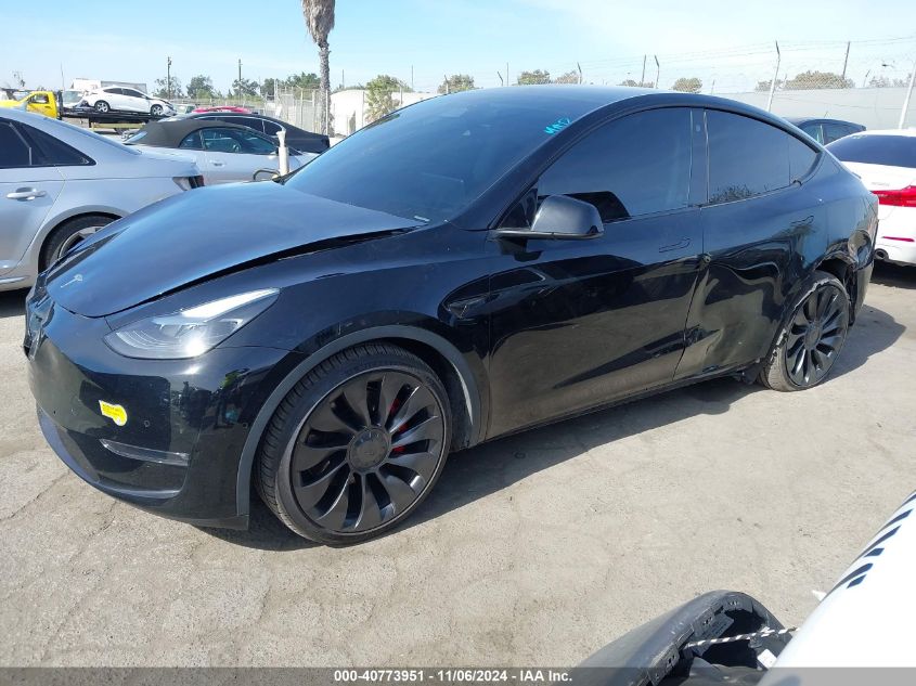 VIN 7SAYGDEF9NF522141 2022 Tesla Model Y, Performan... no.2