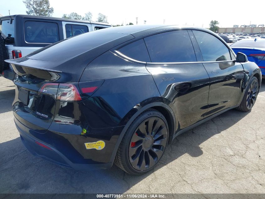 VIN 7SAYGDEF9NF522141 2022 Tesla Model Y, Performan... no.4