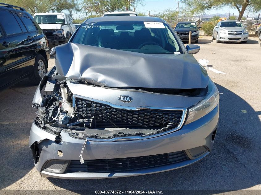 2018 Kia Forte S VIN: 3KPFL4A70JE249590 Lot: 40774372